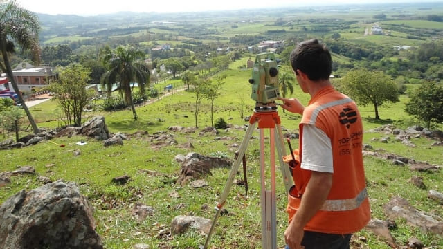 O QUE É UM LEVANTAMENTO TOPOGRÁFICO E PARA QUE SERVE?