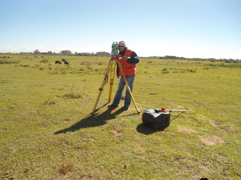 Medição de terreno rural